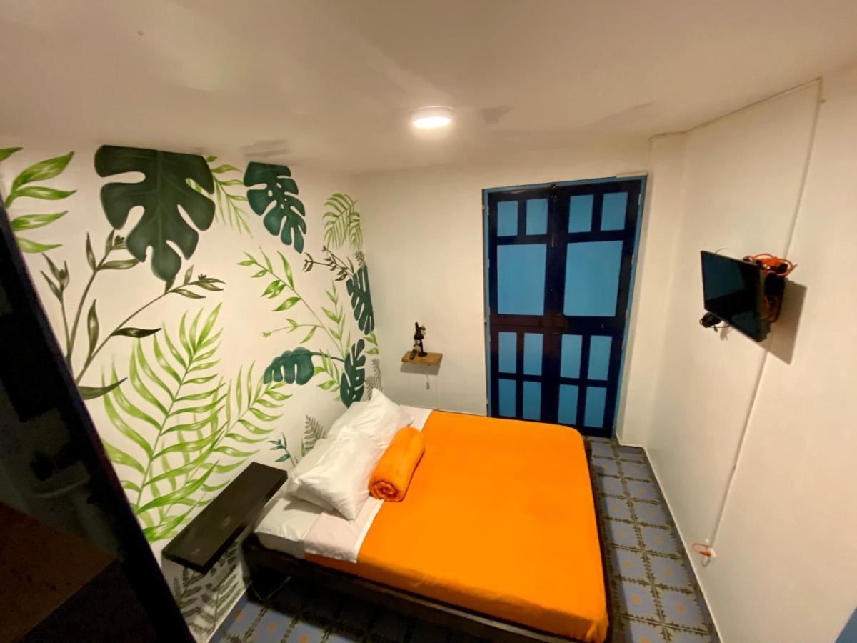 Walker'S House Hostel Salento Esterno foto